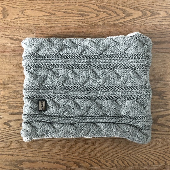 Oxygen Grey Neck Warmer Scarf - Picture 2 of 7